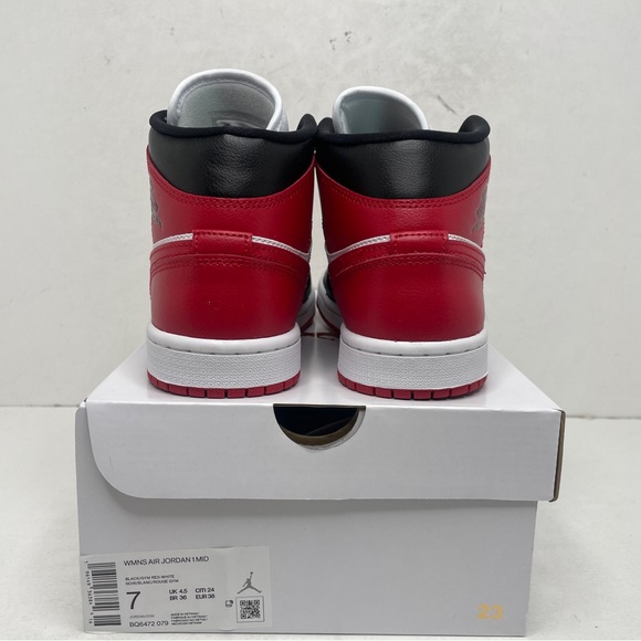 Nike Air Jordan 1 Retro Mid WMNS “Bred Toe” 2022 - Picture 4 of 4